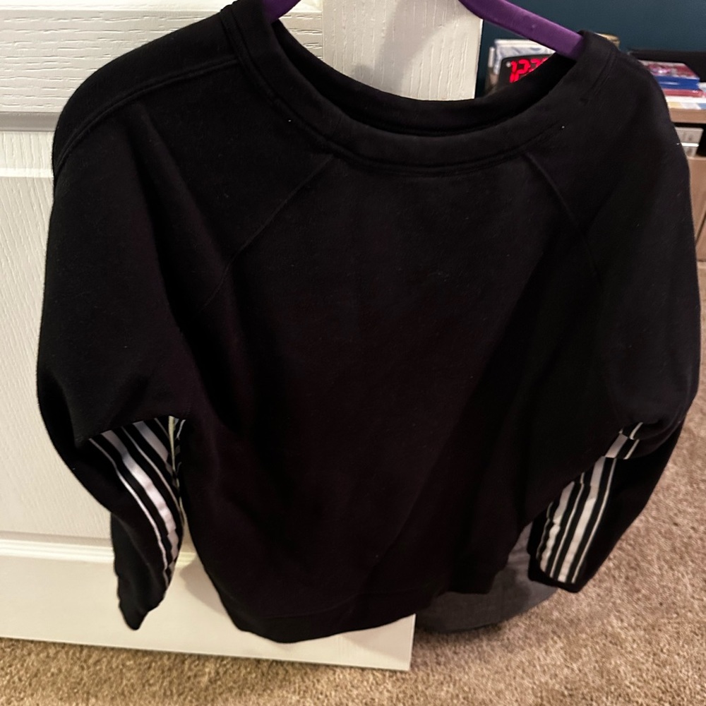 Running sweatshirt